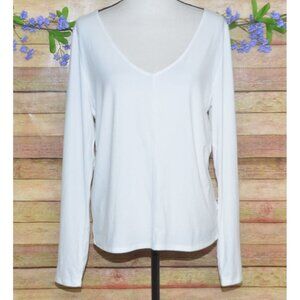 NWT A New Day Ladies White Long Sleeve Deep V-Neck Thin Knit Shirt Top Size XL